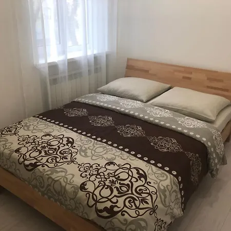 Gil Apartments, 38 Prospect Svobody Daire Ujgorod